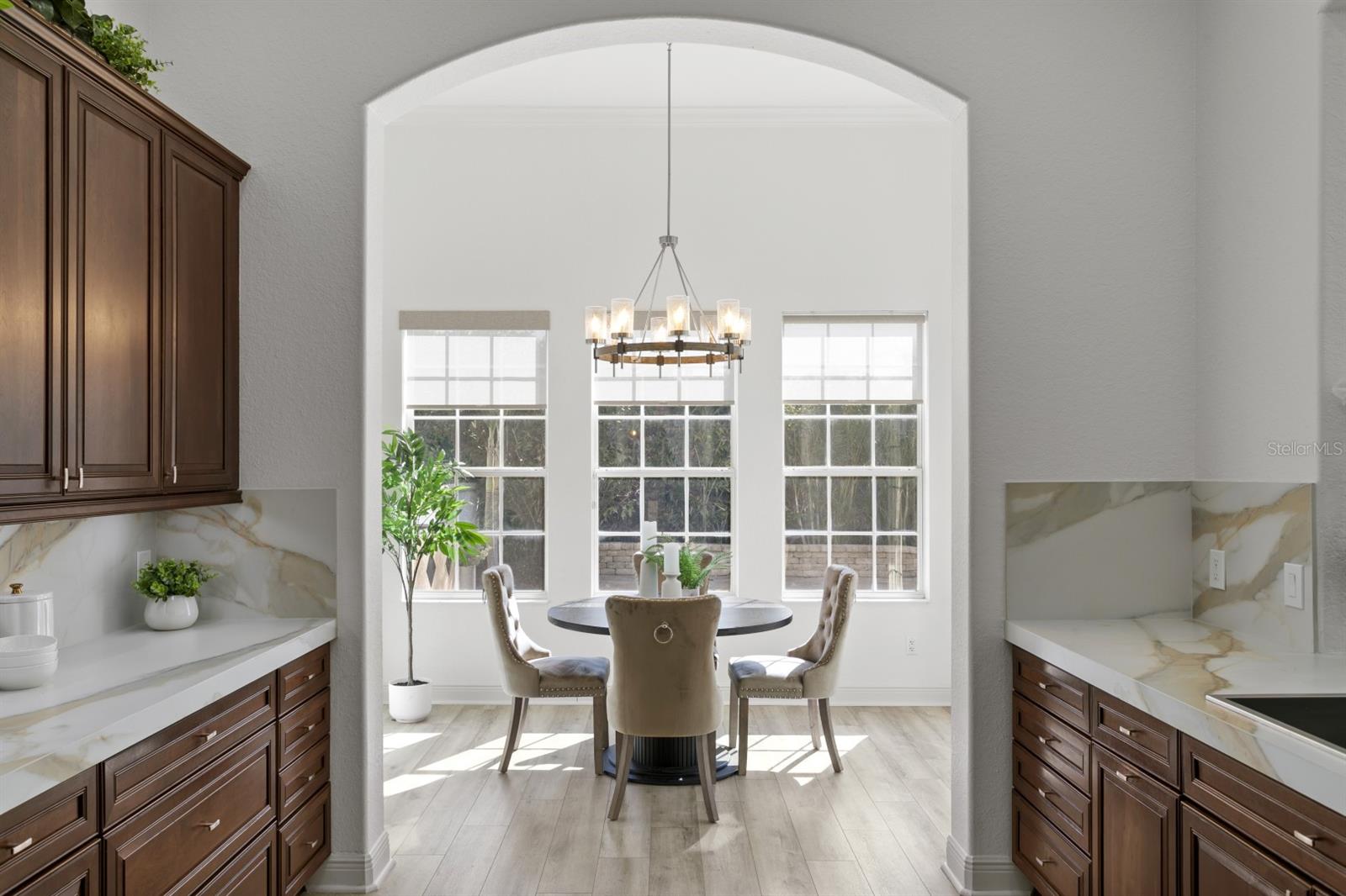 6123 YEATS MANOR DR — photo 25