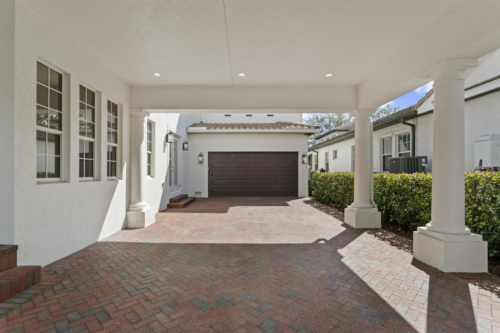 6123 YEATS MANOR DR — photo 51