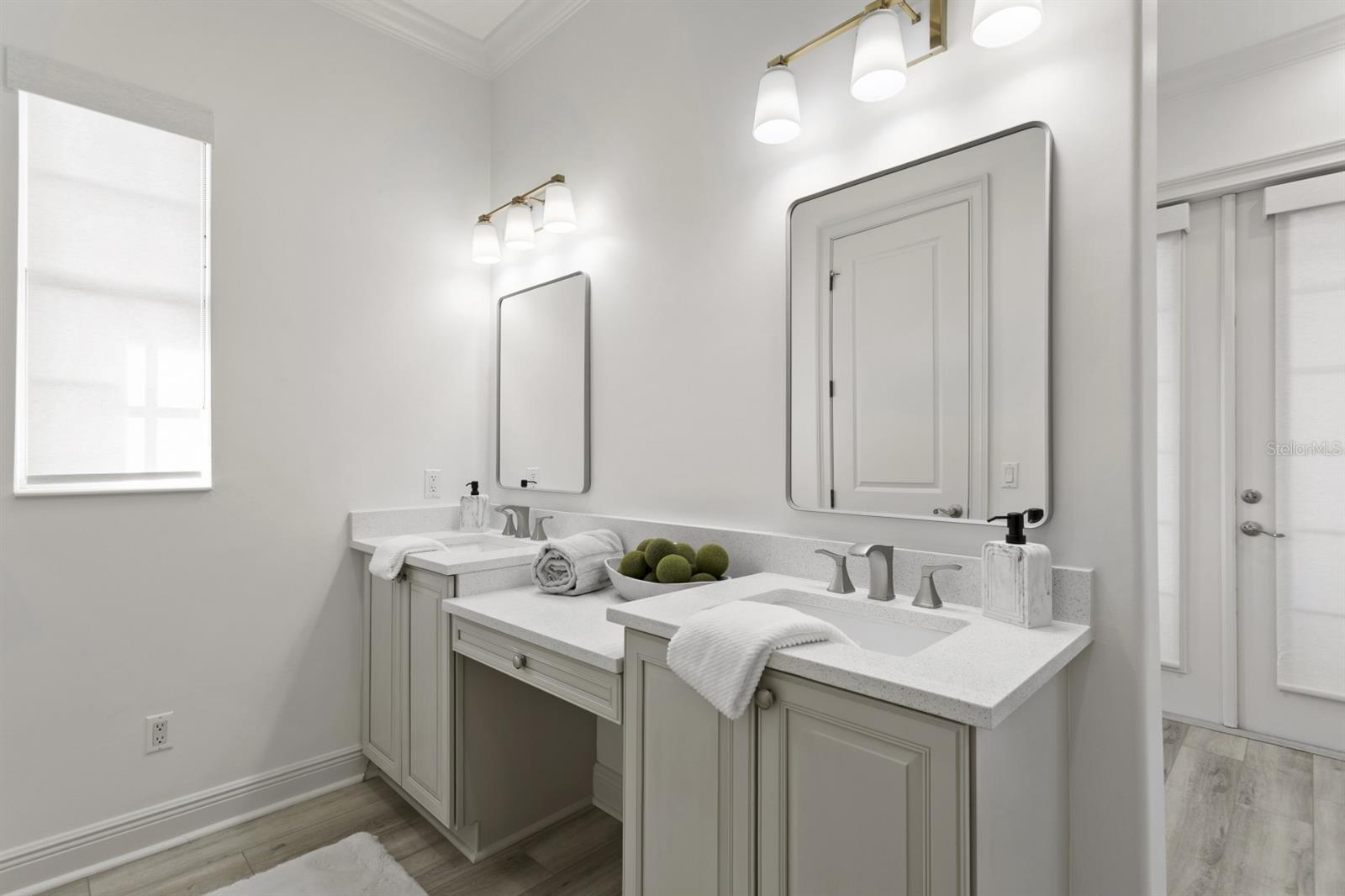 6123 YEATS MANOR DR — photo 44