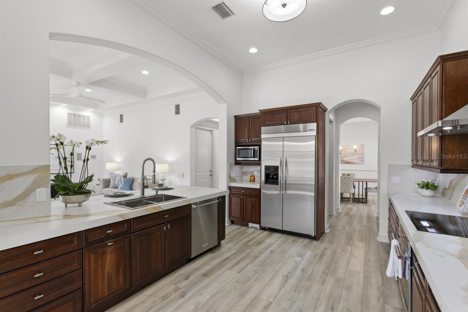 6123 YEATS MANOR DR — photo 19