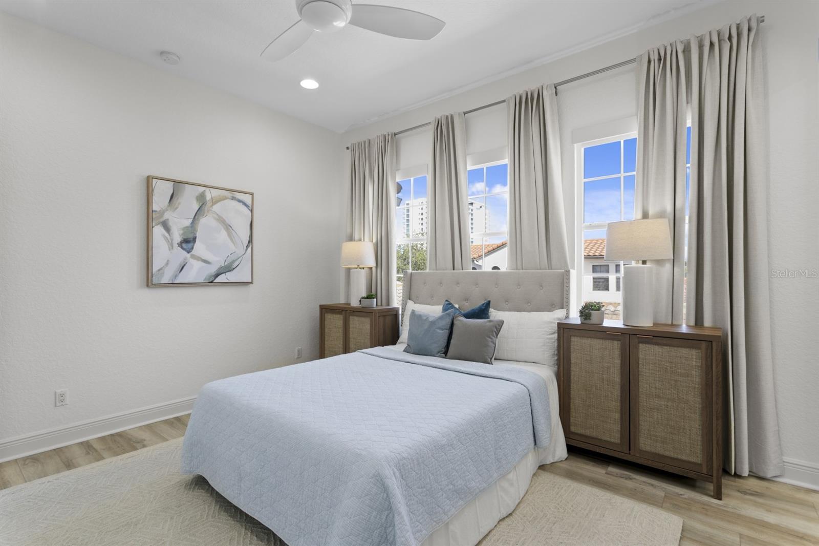 6123 YEATS MANOR DR — photo 34