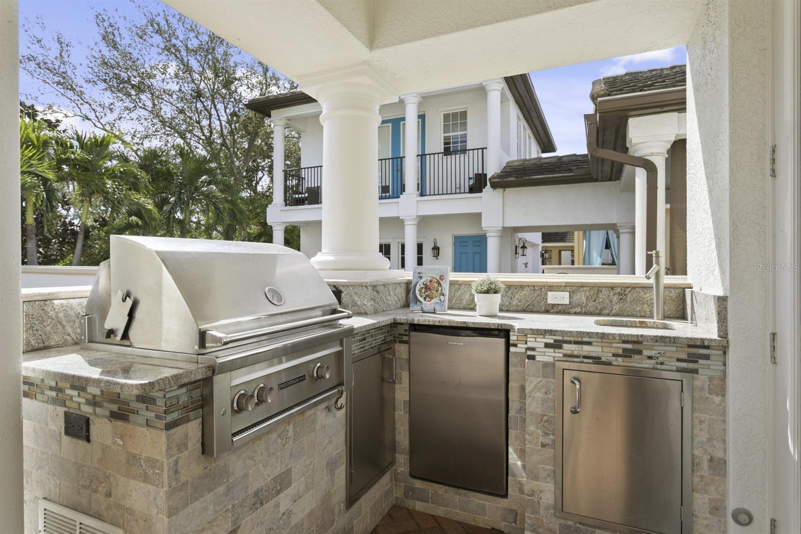 6123 YEATS MANOR DR — photo 49
