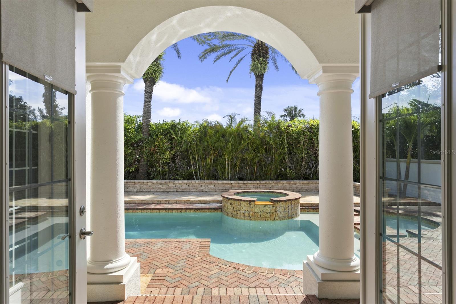 6123 YEATS MANOR DR — photo 48