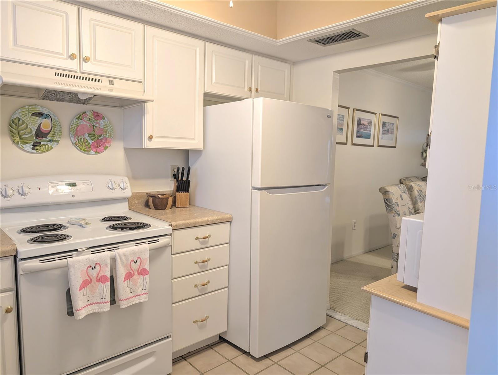 3779 LAKE BAYSHORE DR #H-402 — photo 7