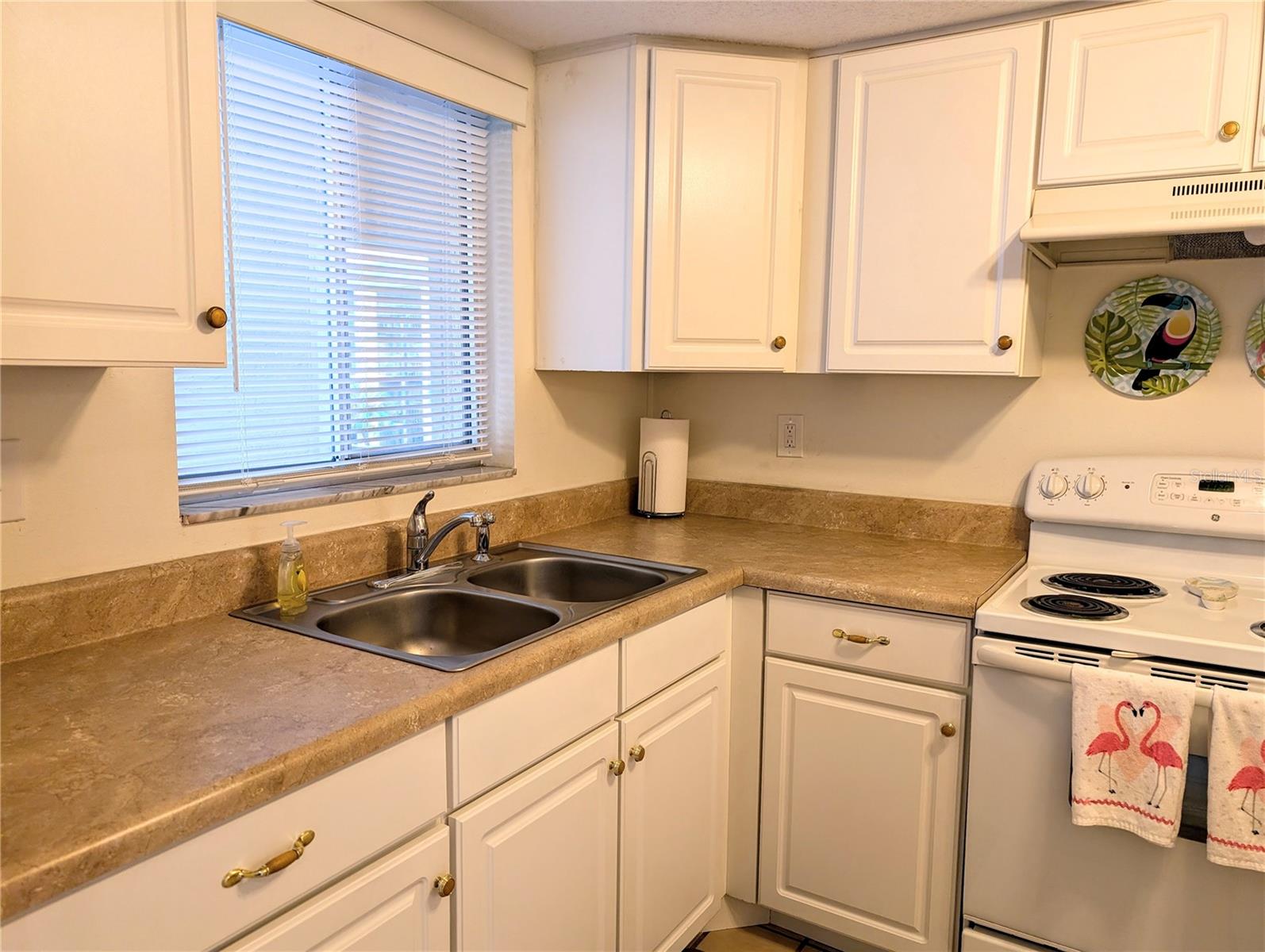 3779 LAKE BAYSHORE DR #H-402 — photo 5