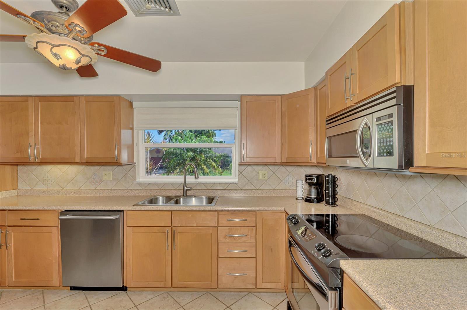 3078 SPENCER LN — photo 20