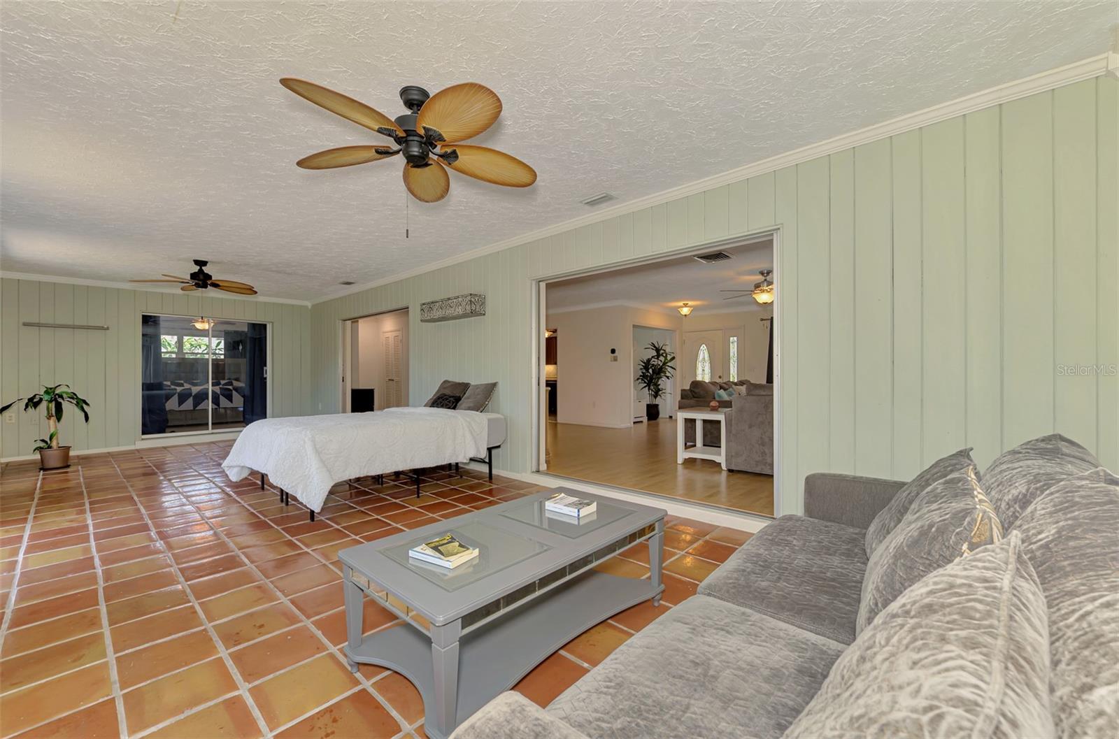 3078 SPENCER LN — photo 36