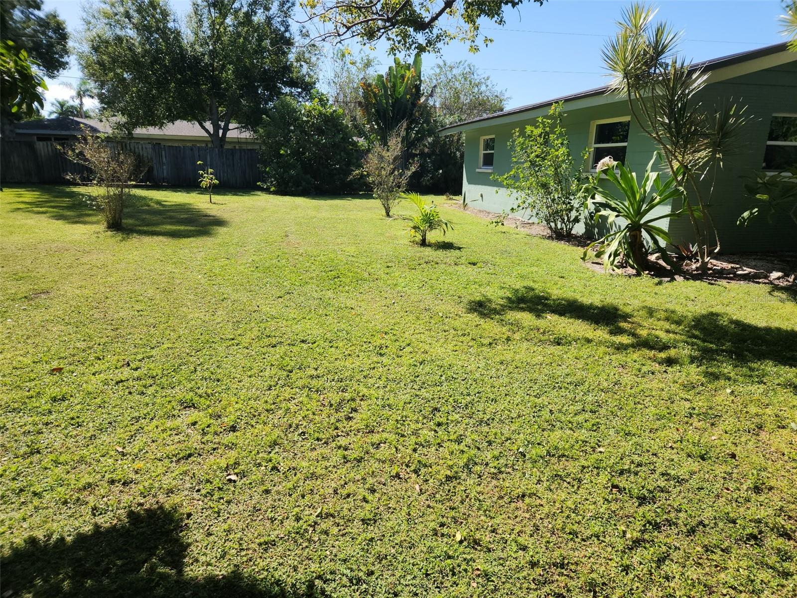 3078 SPENCER LN — photo 6