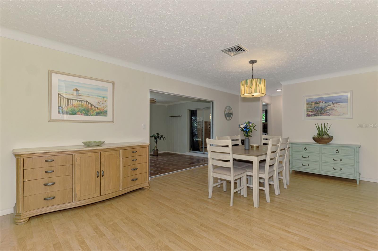 3078 SPENCER LN — photo 16