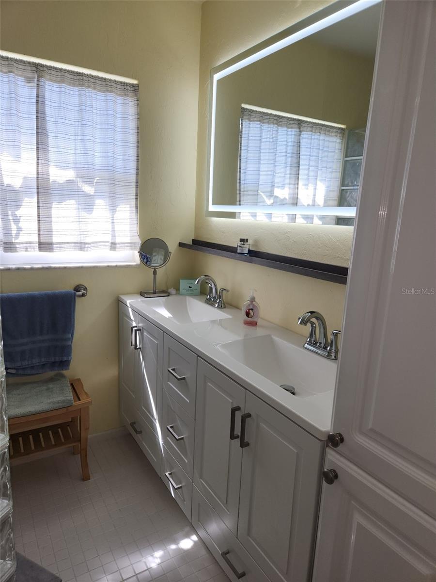 3078 SPENCER LN — photo 43