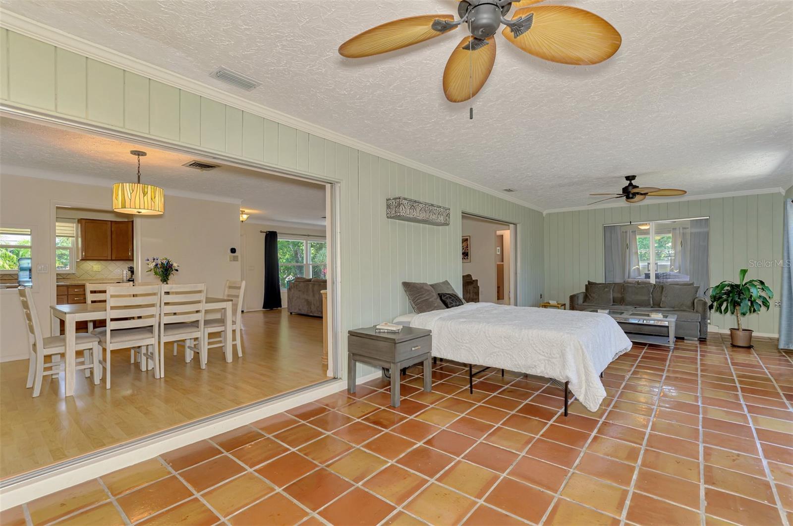 3078 SPENCER LN — photo 34