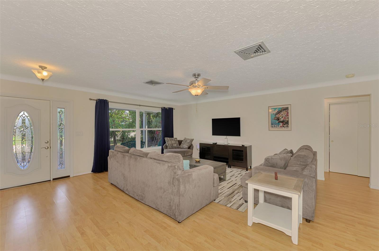 3078 SPENCER LN — photo 12