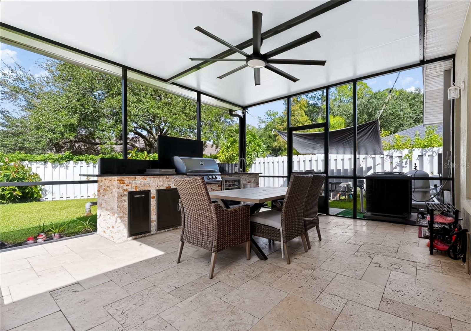 12541 LEATHERLEAF DR — photo 33