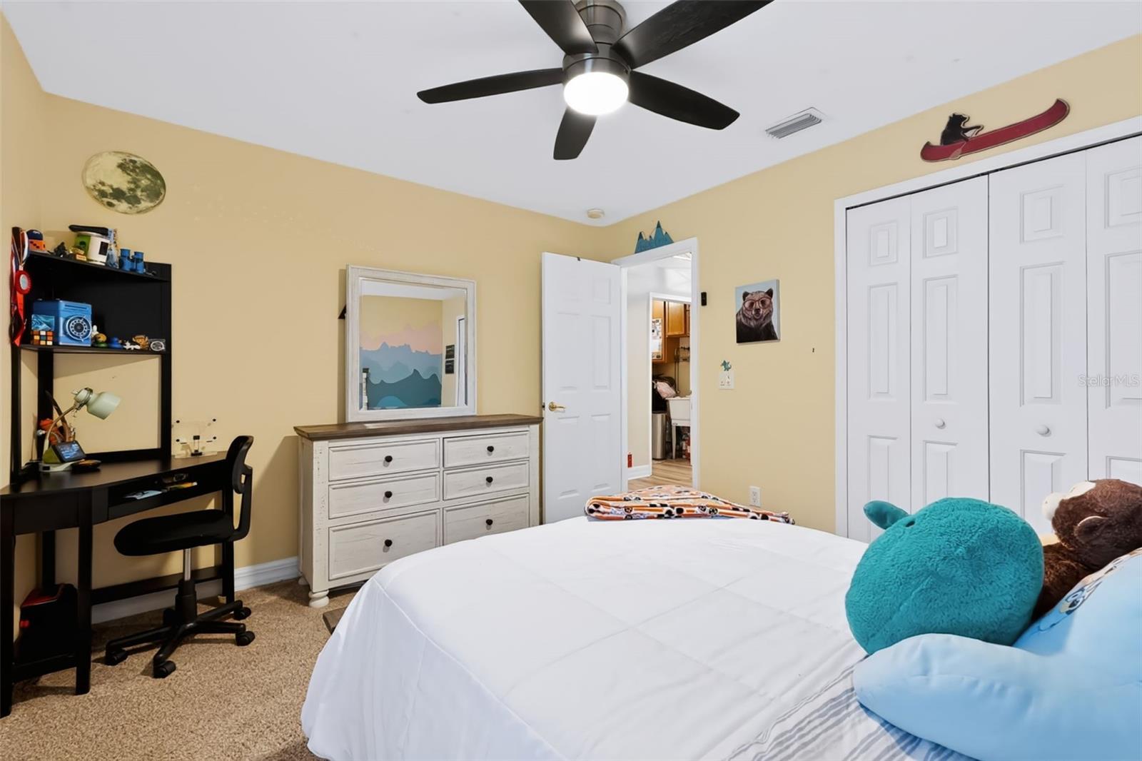 12541 LEATHERLEAF DR — photo 28