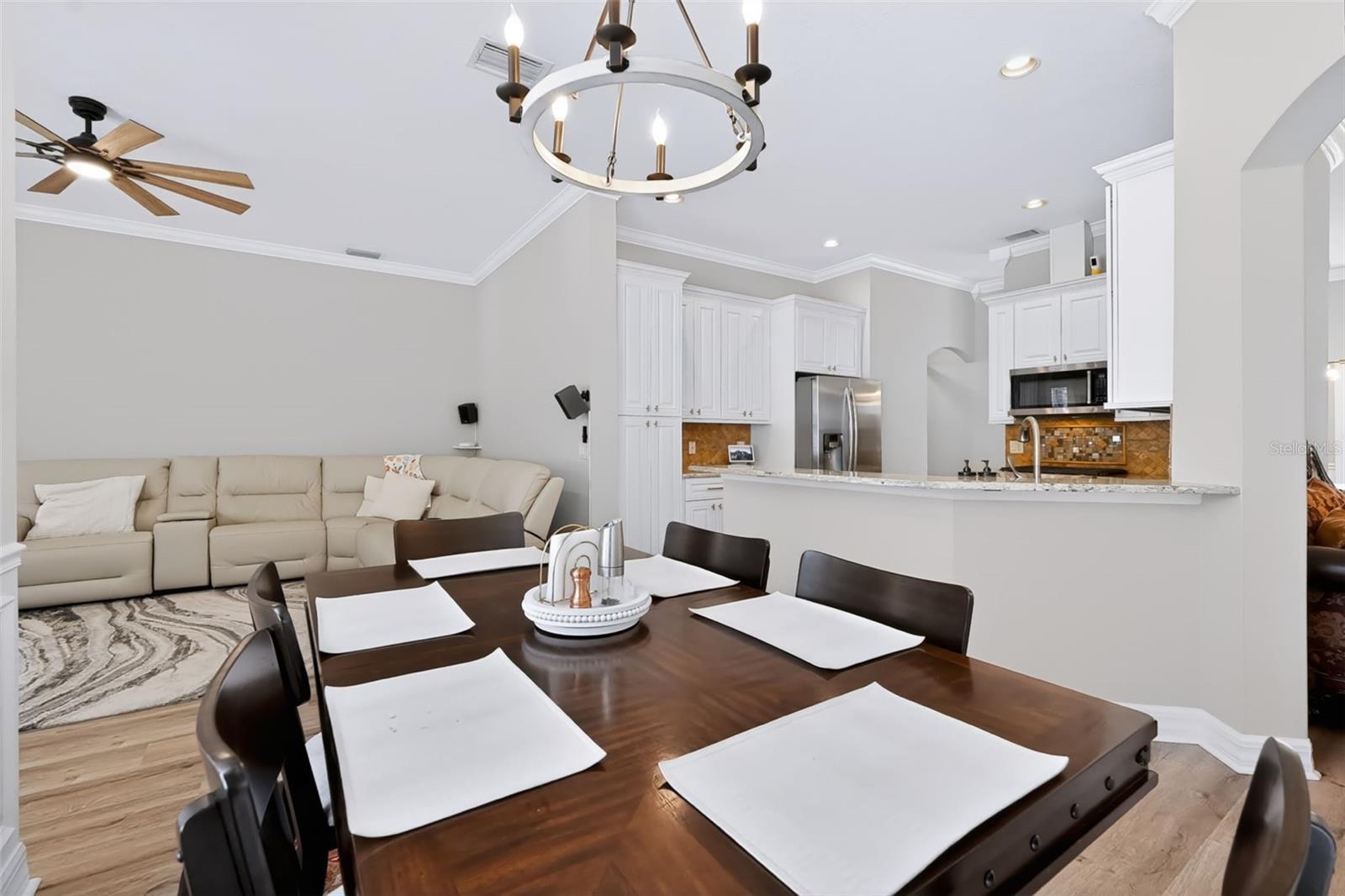 12541 LEATHERLEAF DR — photo 11