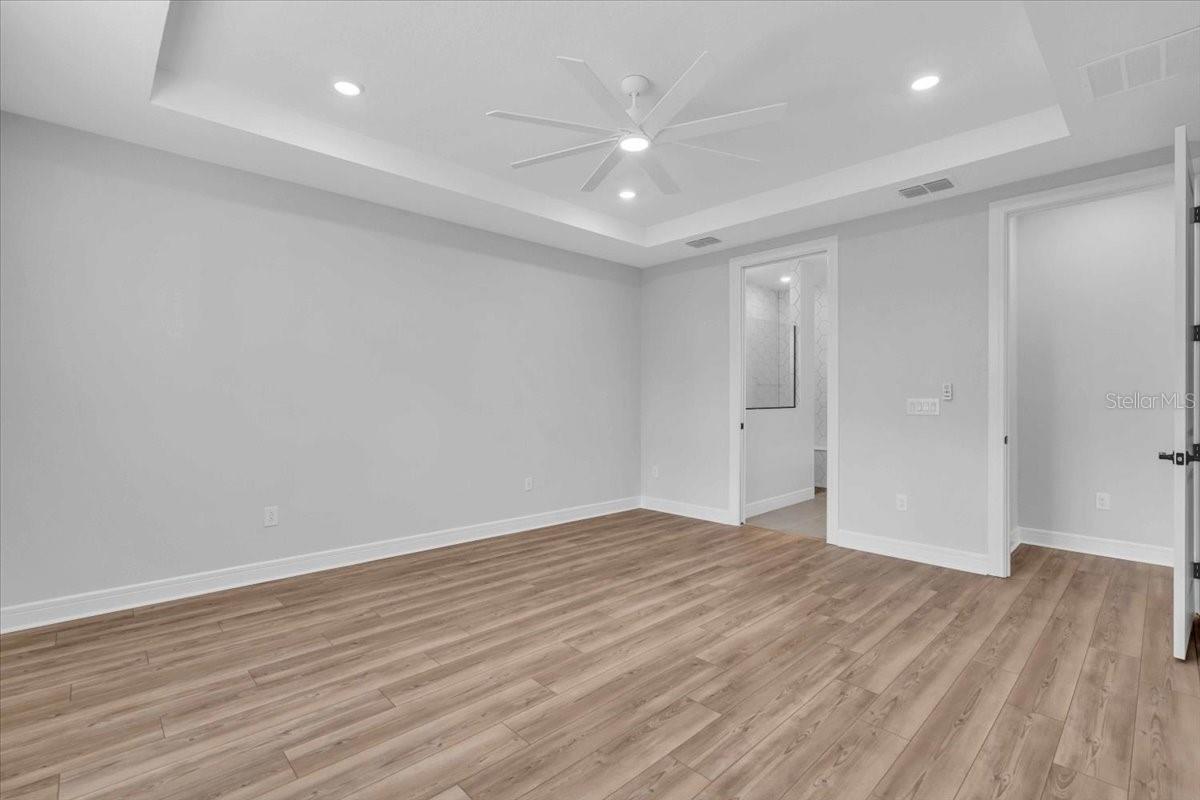 9225 BARRIER COAST TRL — photo 36