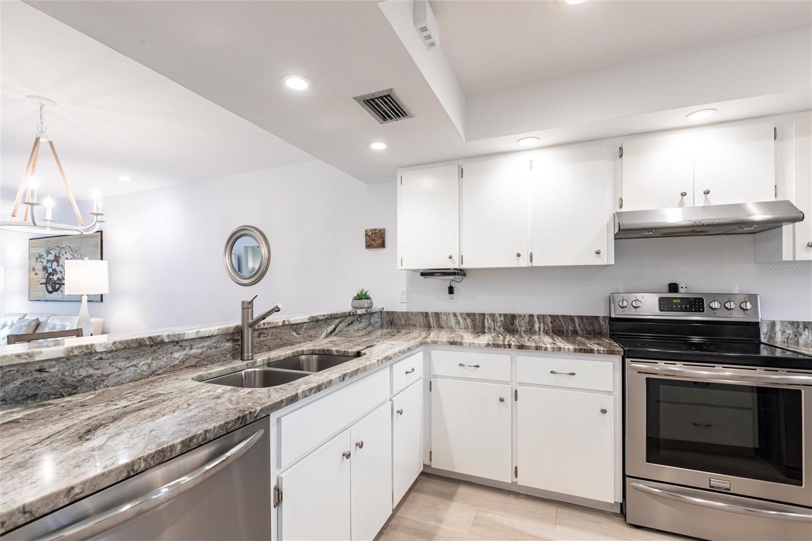 7151 WOOD CREEK DR #205 — photo 7