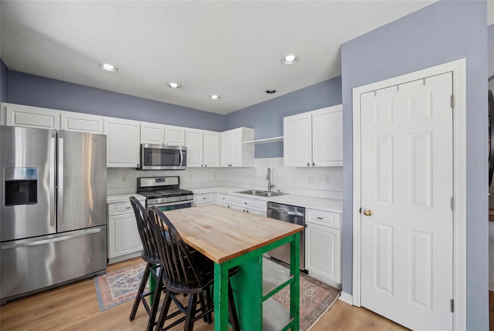 6526 SUMMER COVE DR — photo 10