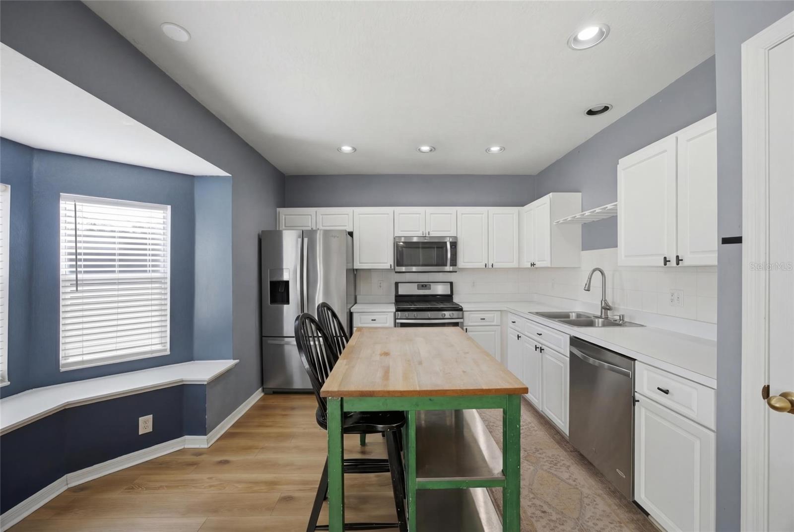 6526 SUMMER COVE DR — photo 9