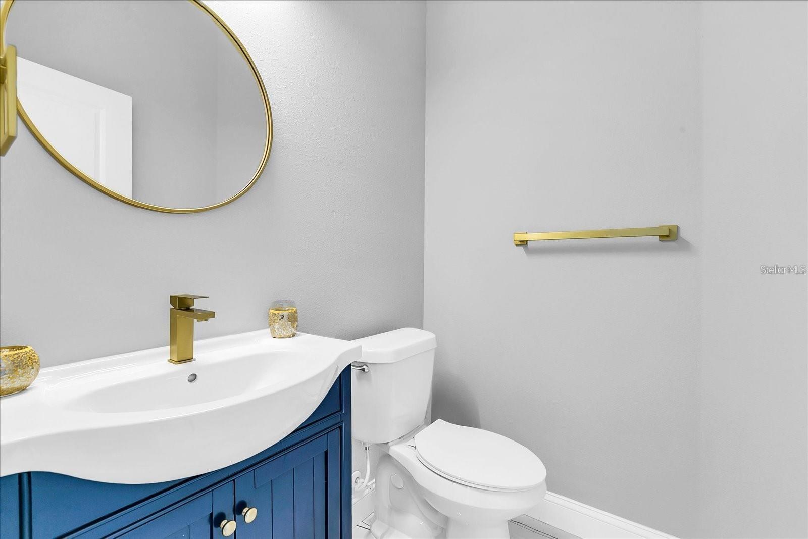 2318 W SAINT JOHN ST — photo 18