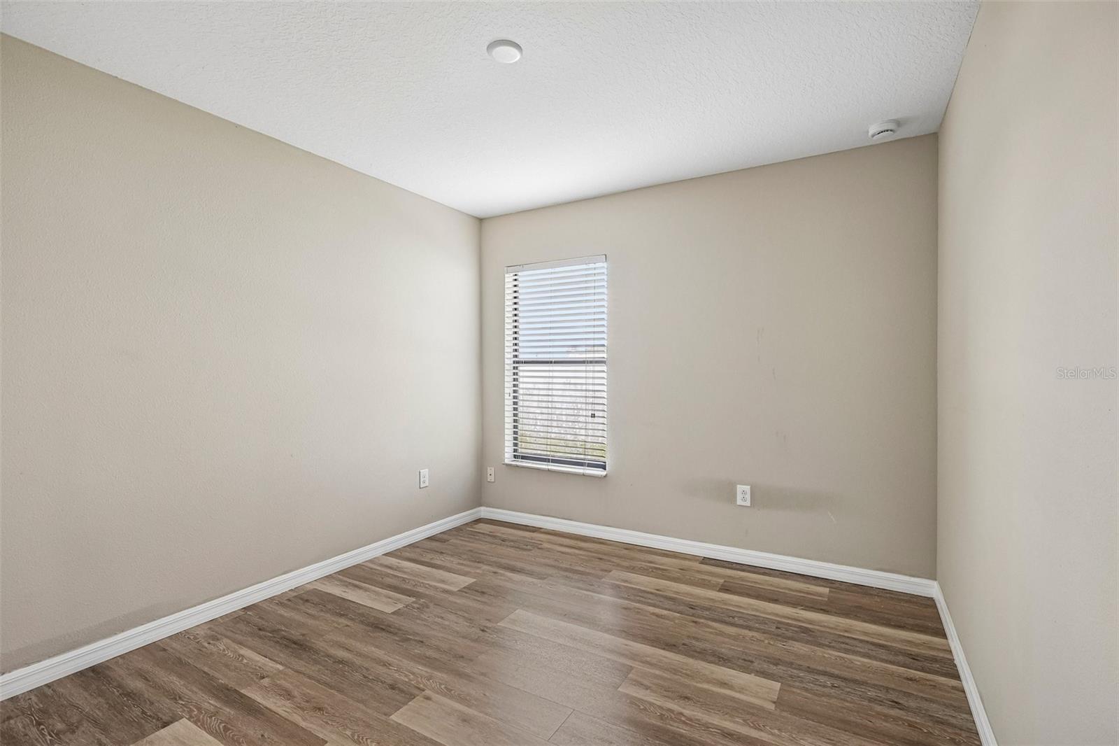 4103 GLOBE THISTLE DR — photo 25