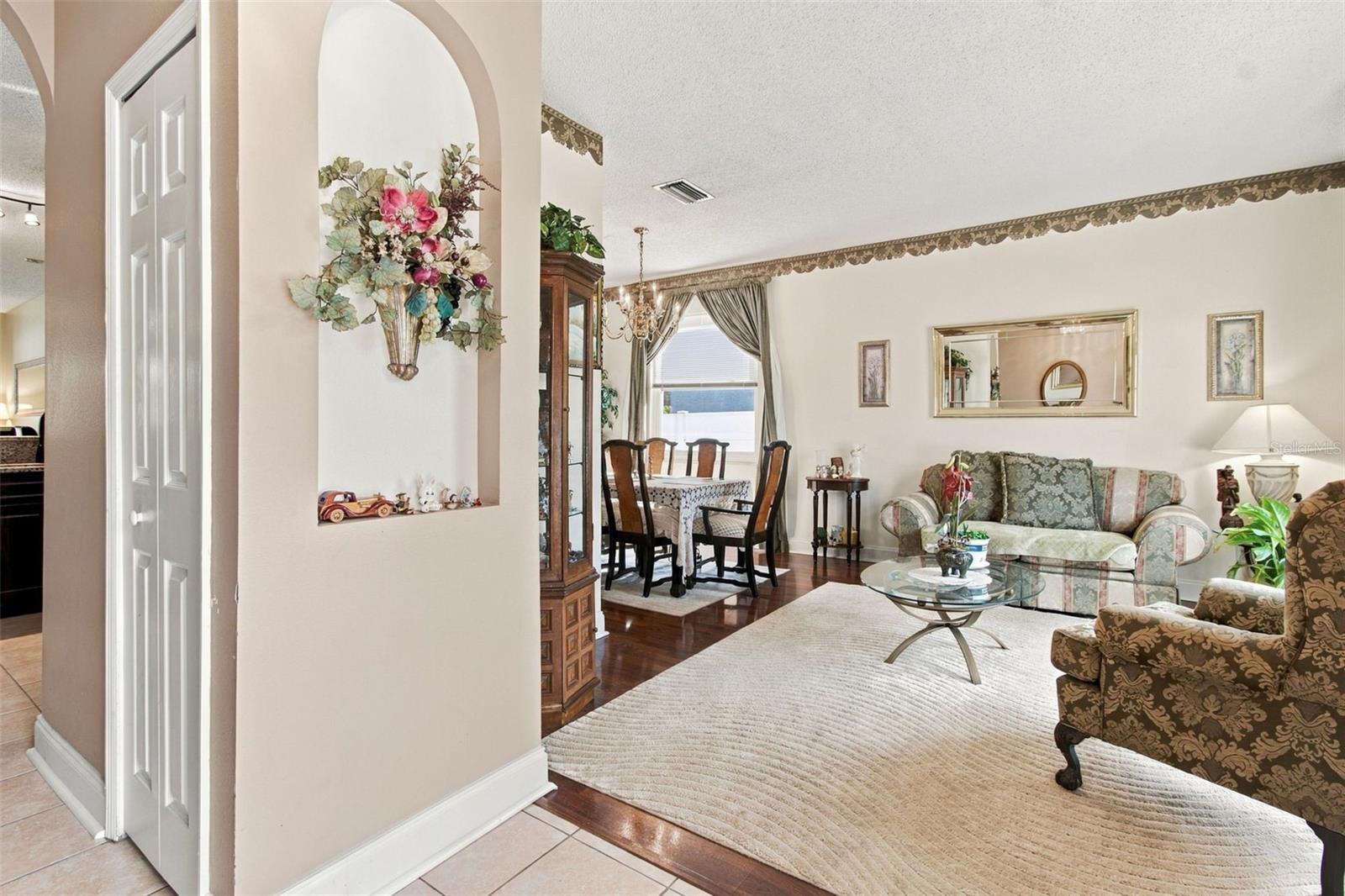 10225 GOLDENBROOK WAY — photo 5