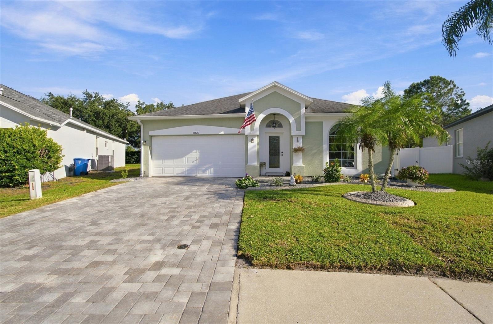 10225 GOLDENBROOK WAY — photo 2