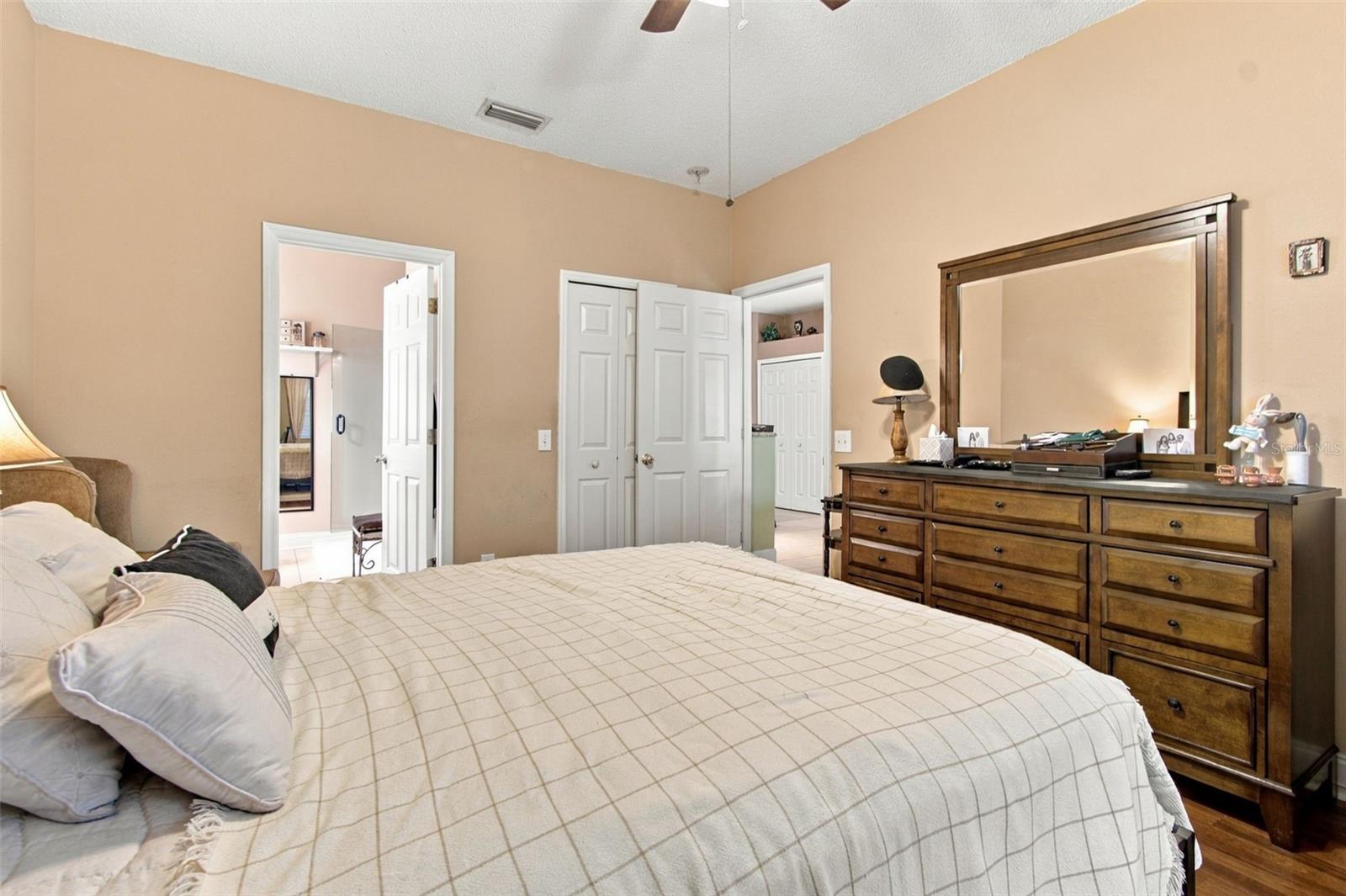10225 GOLDENBROOK WAY — photo 32