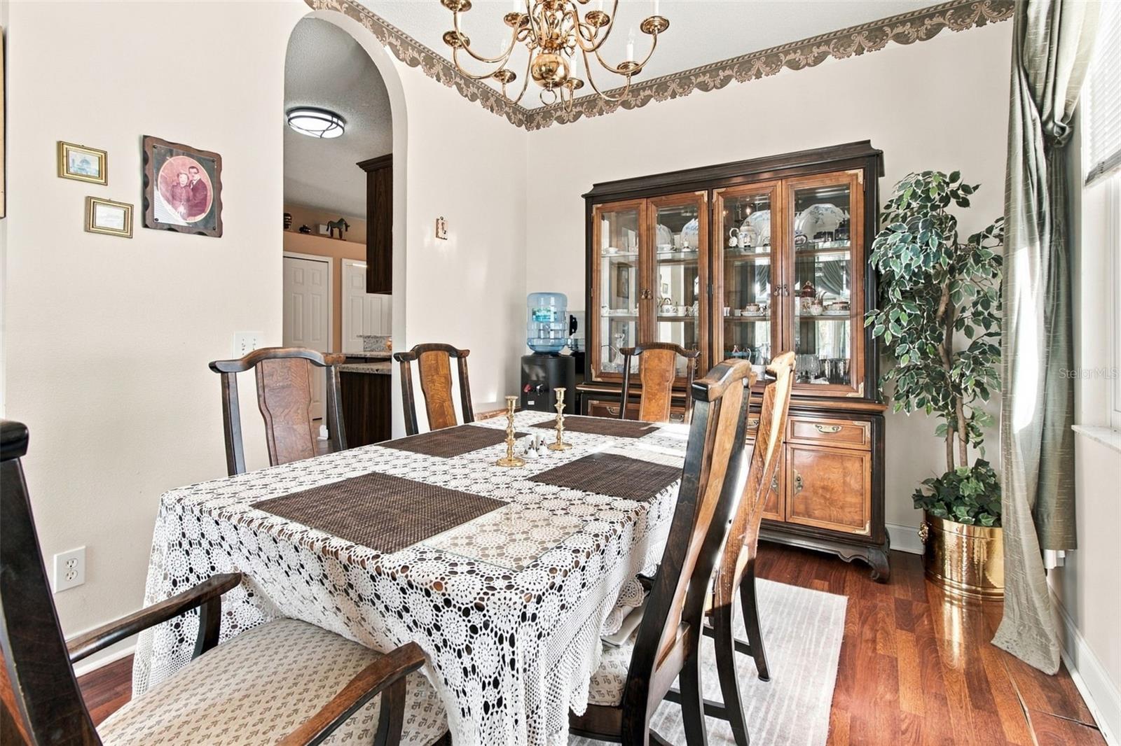 10225 GOLDENBROOK WAY — photo 10