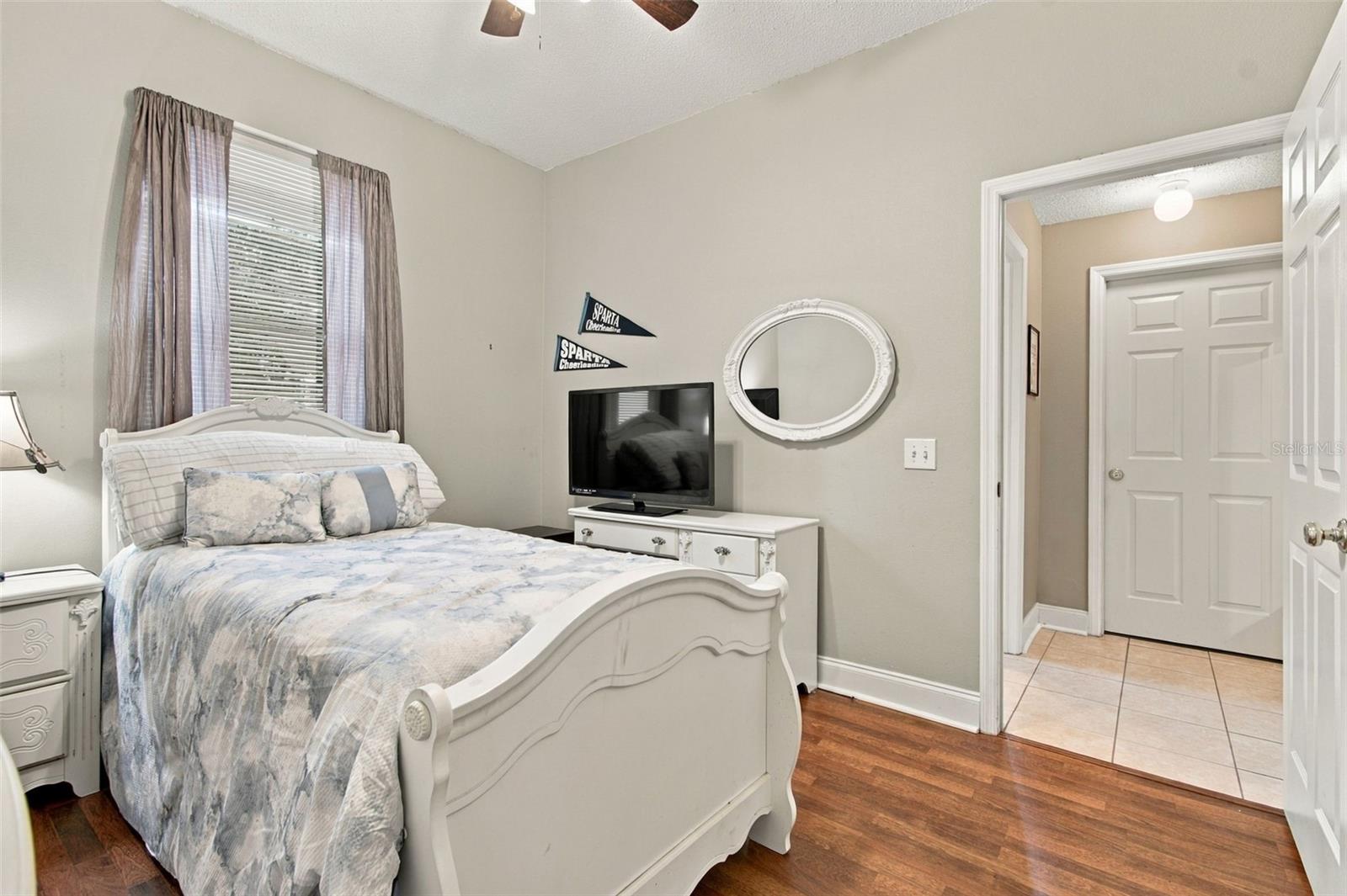 10225 GOLDENBROOK WAY — photo 28
