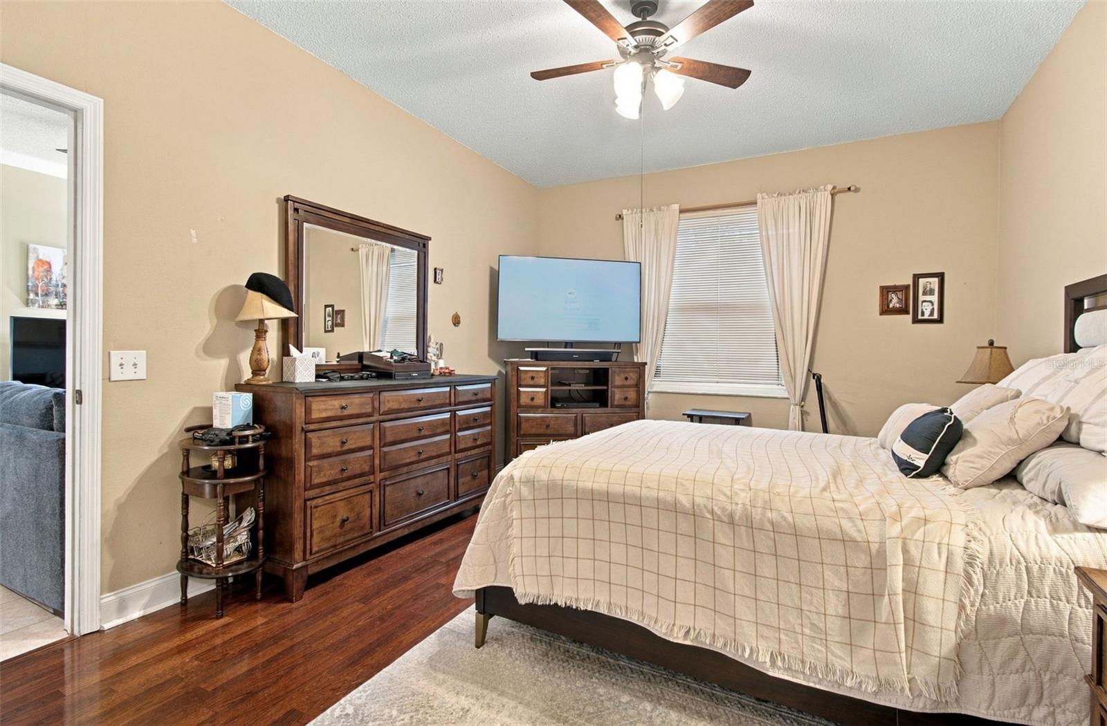 10225 GOLDENBROOK WAY — photo 33