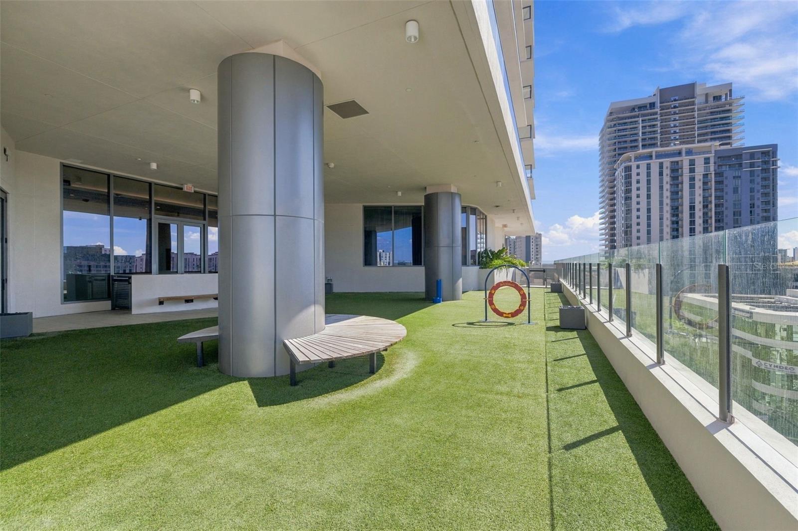 275 1ST AVE S #3606 — photo 33