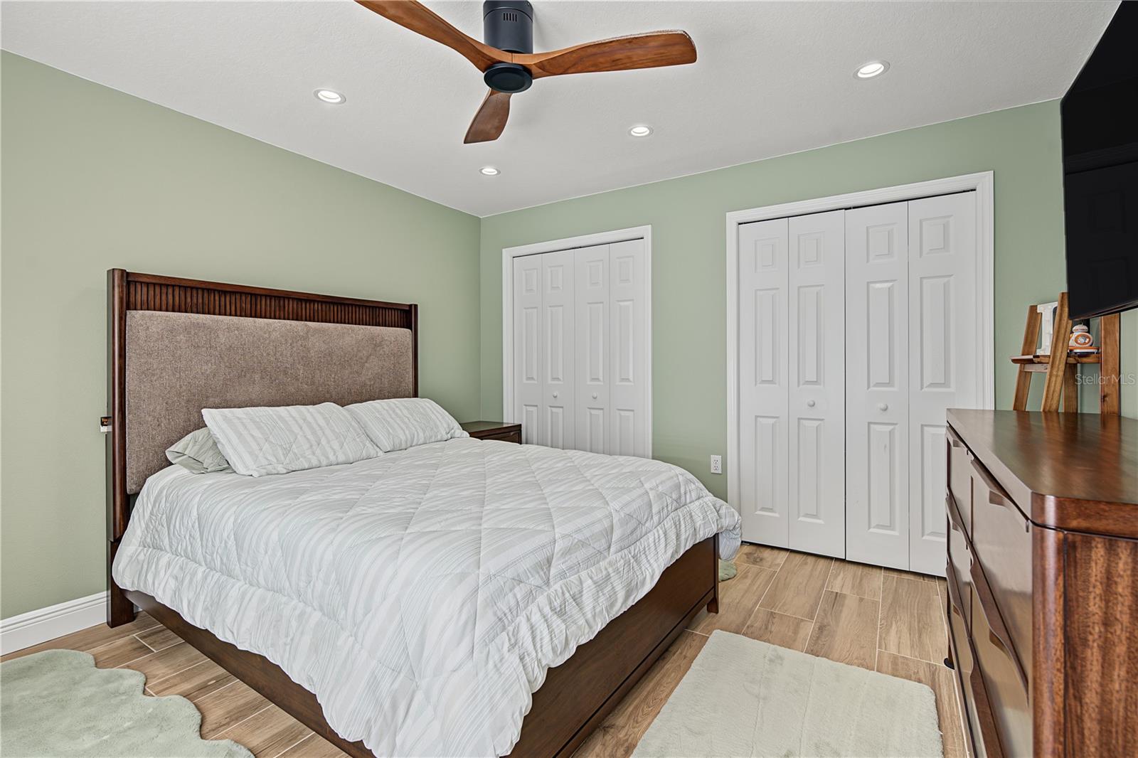 5644 GLENCREST BLVD — photo 42