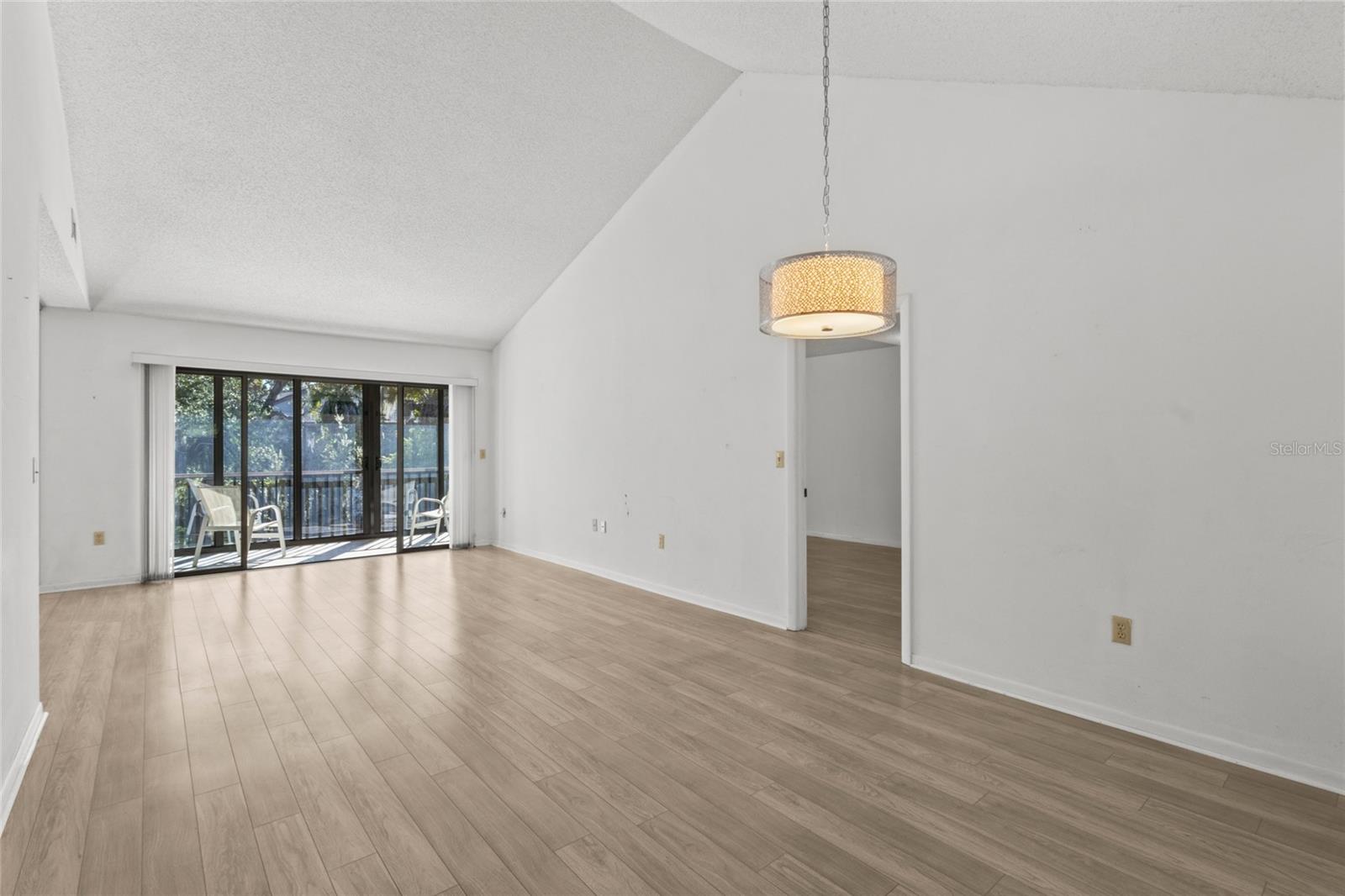 1627 BROOKHOUSE DR #263 — photo 8