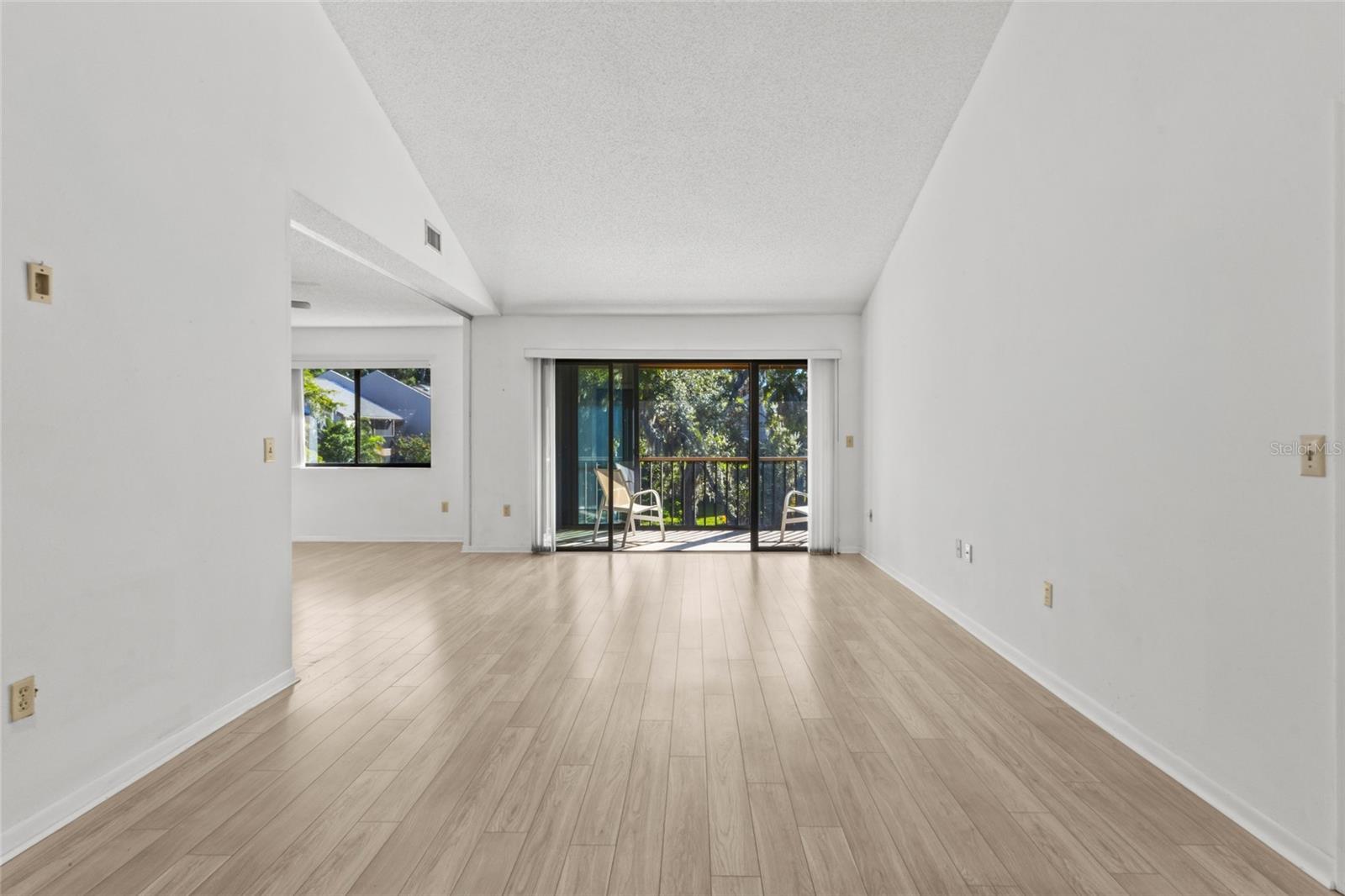 1627 BROOKHOUSE DR #263 — photo 9