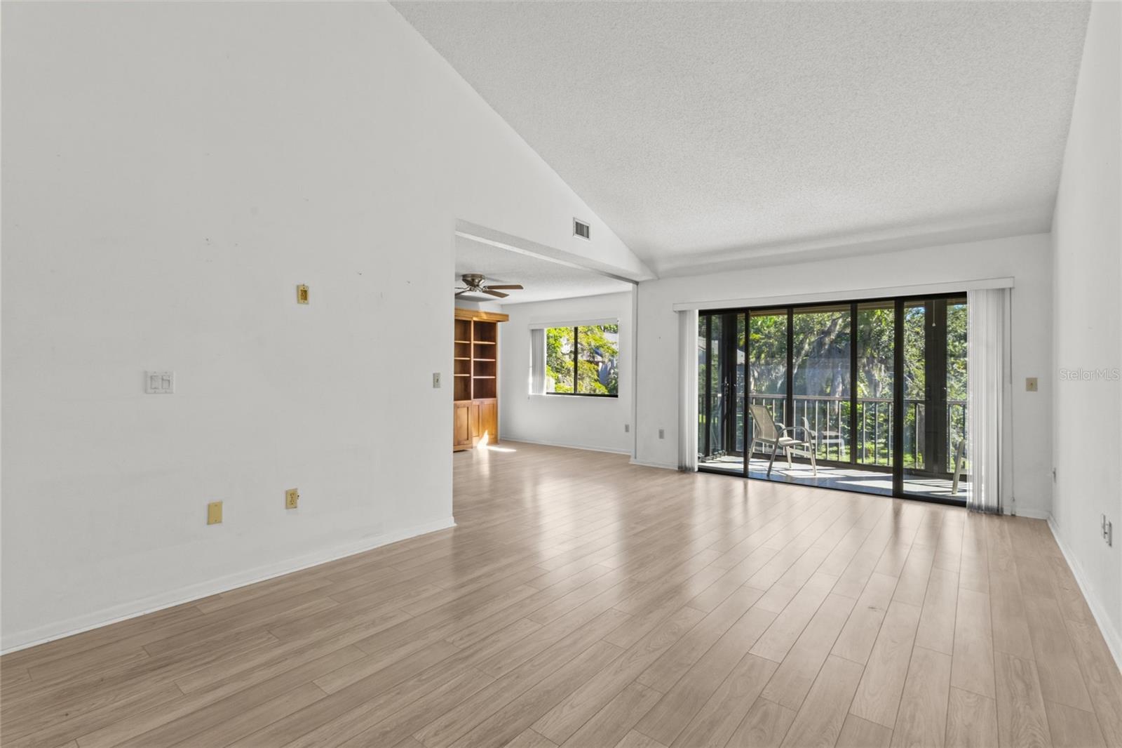 1627 BROOKHOUSE DR #263 — photo 10