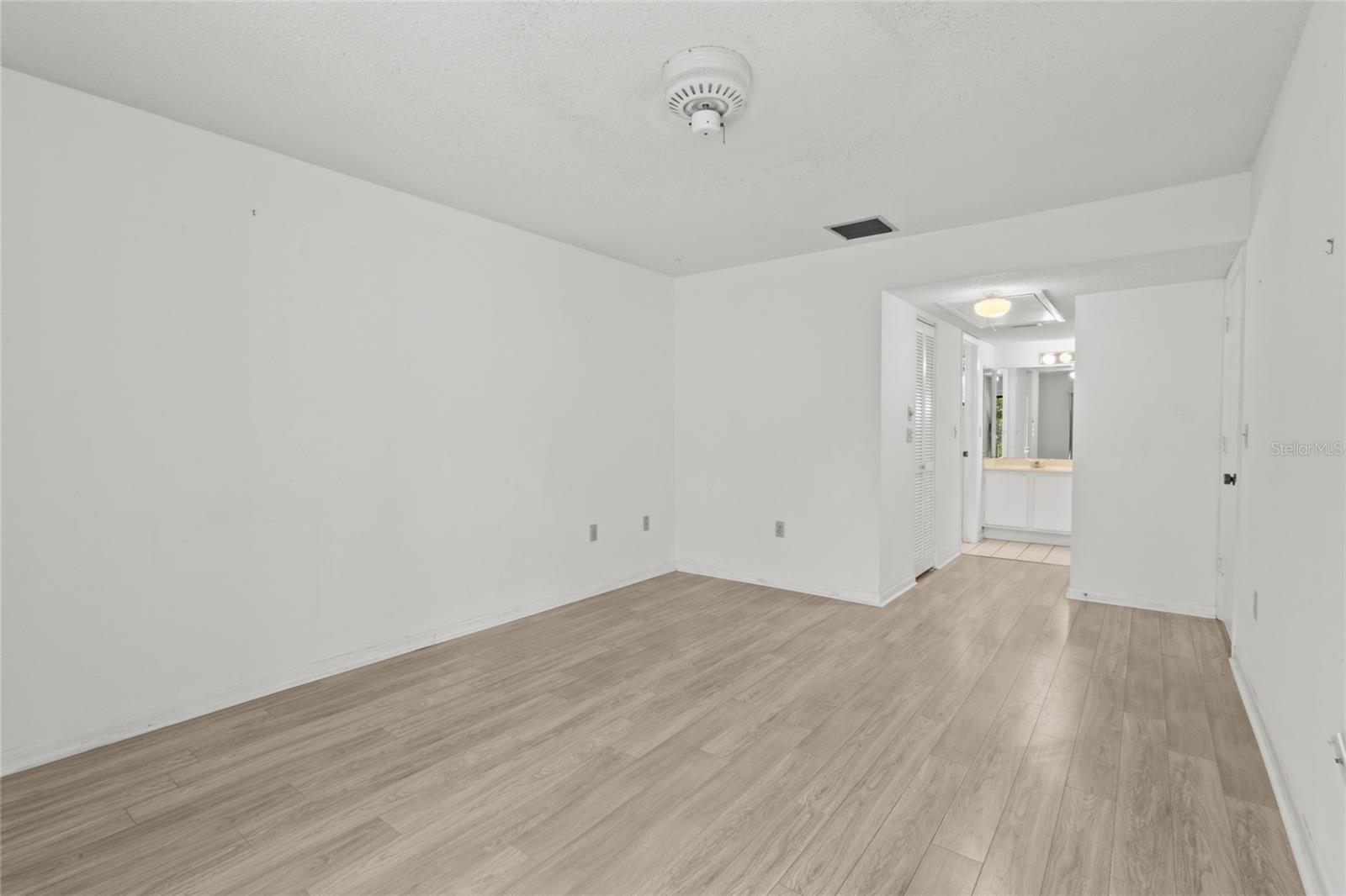 1627 BROOKHOUSE DR #263 — photo 18