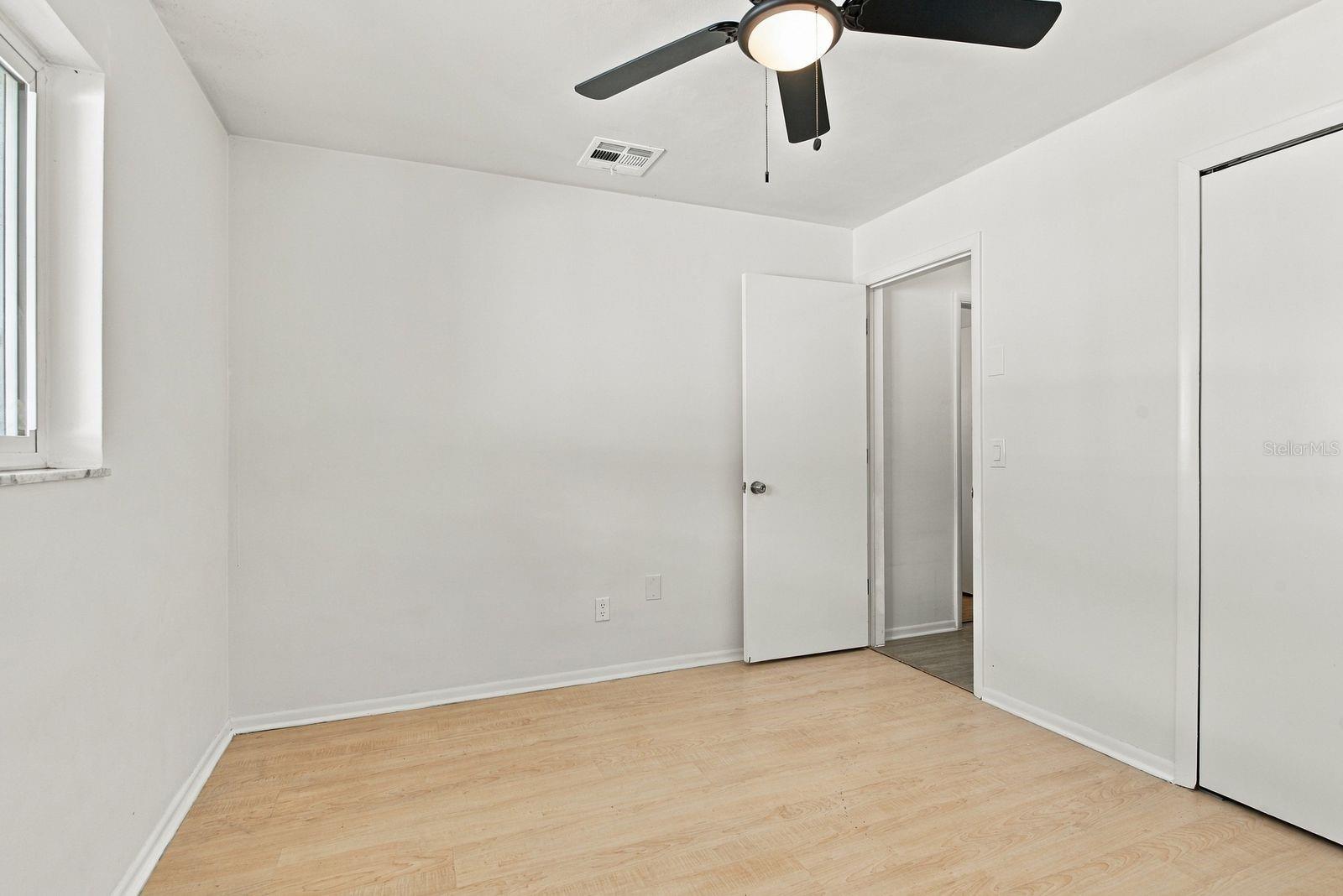 700 GERSHWIN DR — photo 24
