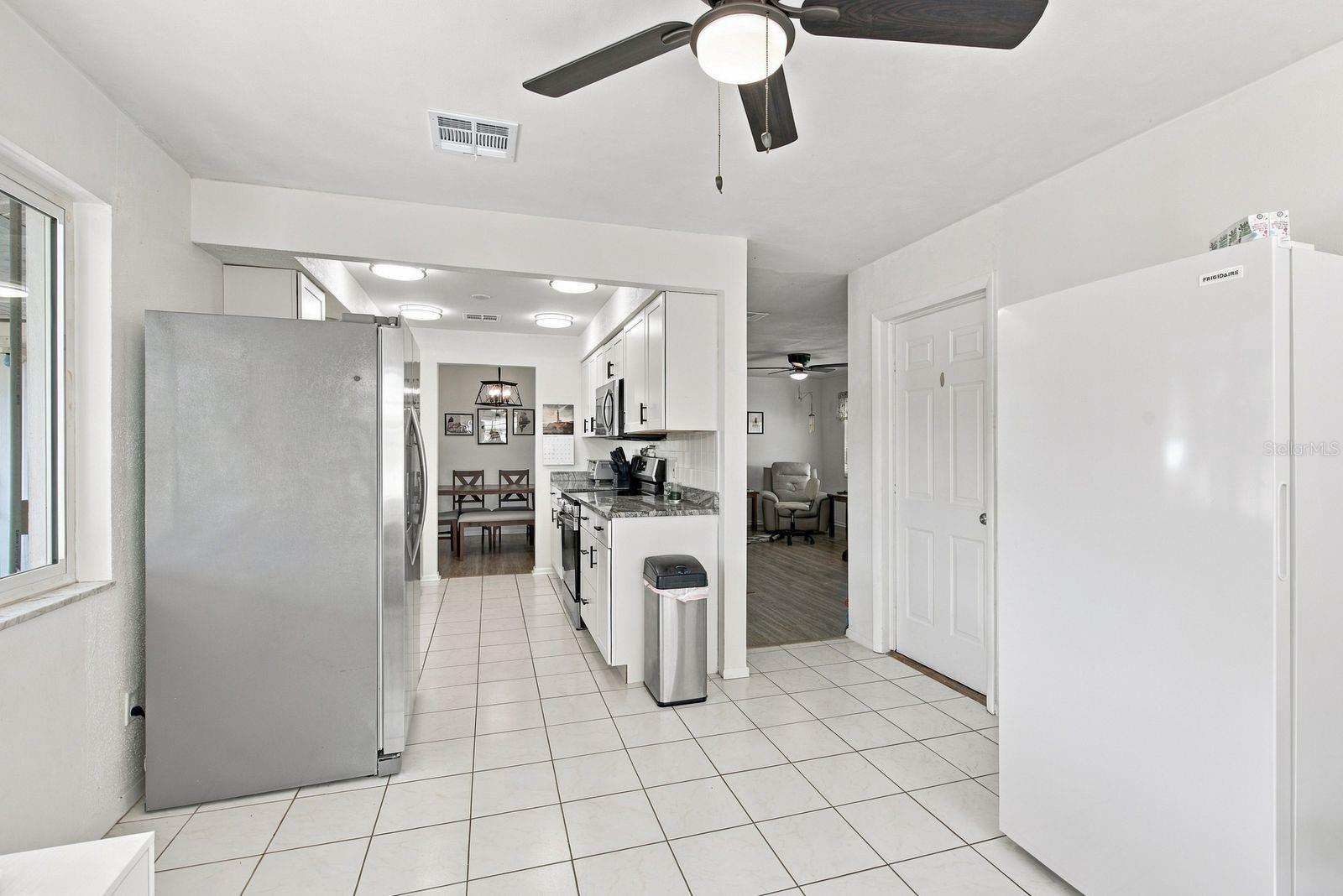 700 GERSHWIN DR — photo 16