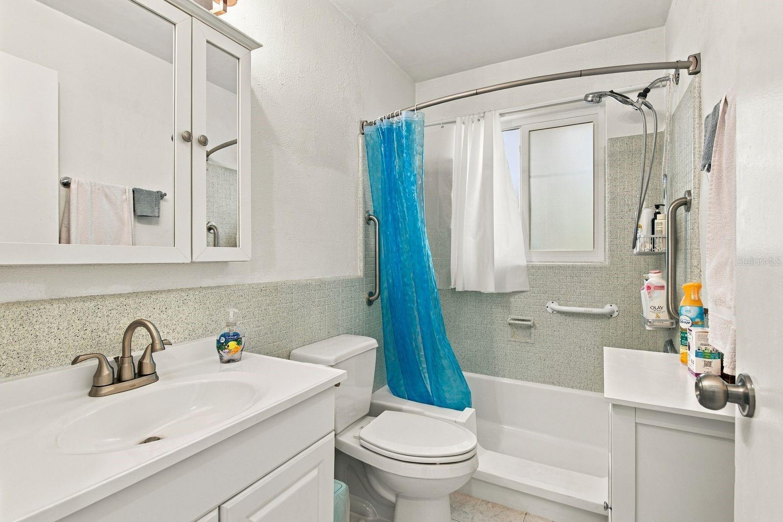 700 GERSHWIN DR — photo 22