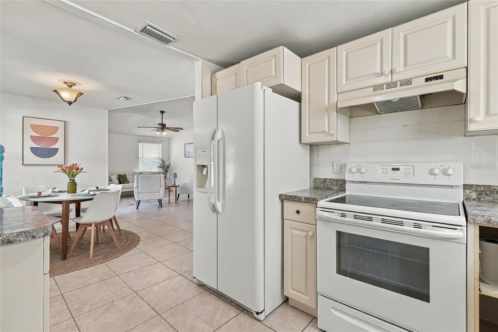 9608 ELGIN CT — photo 11