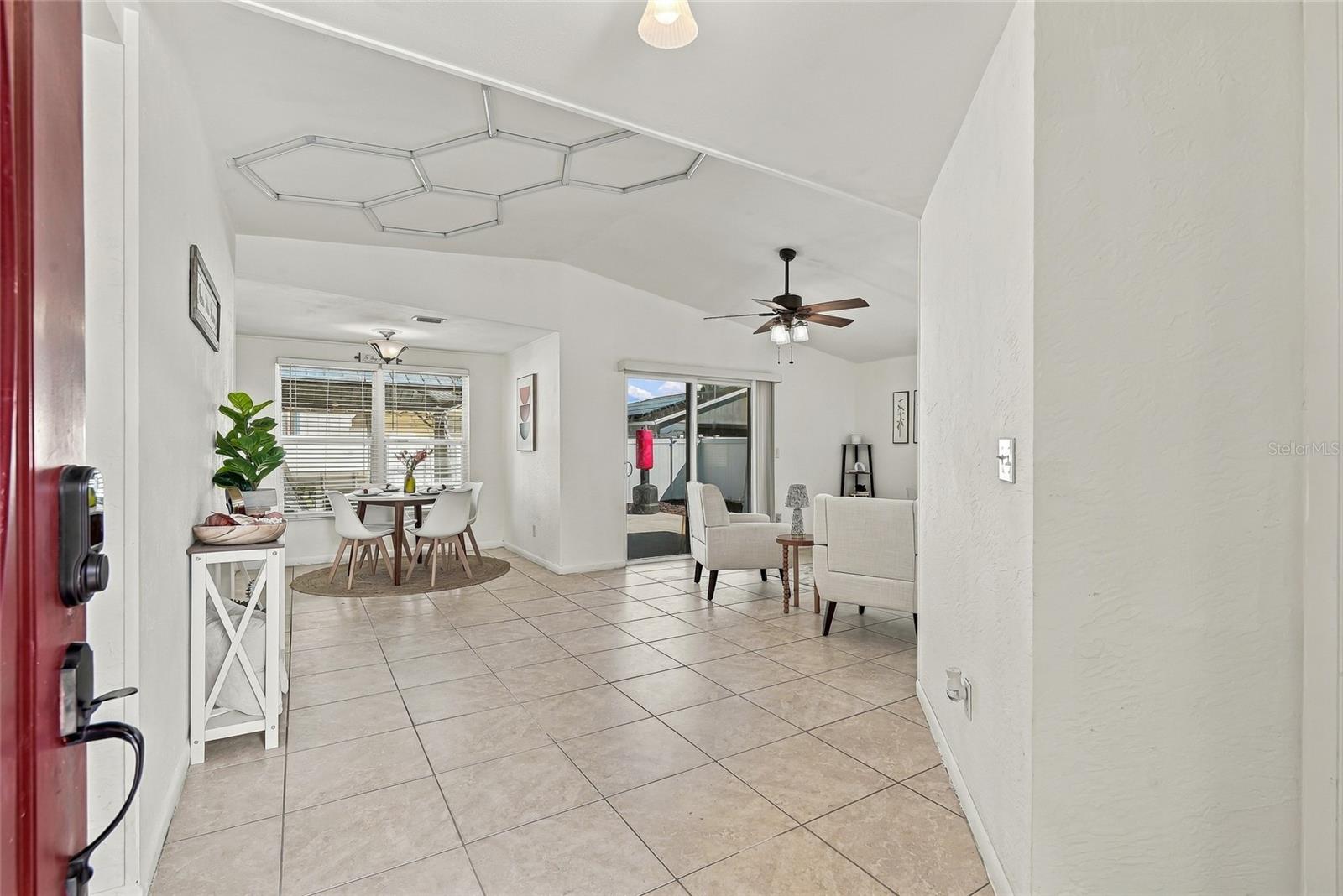 9608 ELGIN CT — photo 4