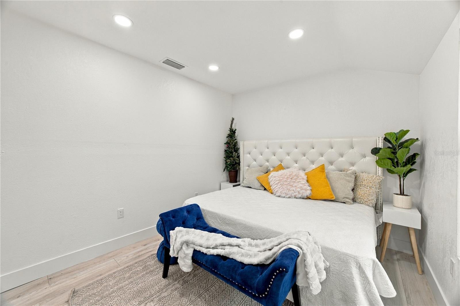 1503 E POWHATAN AVE — photo 17