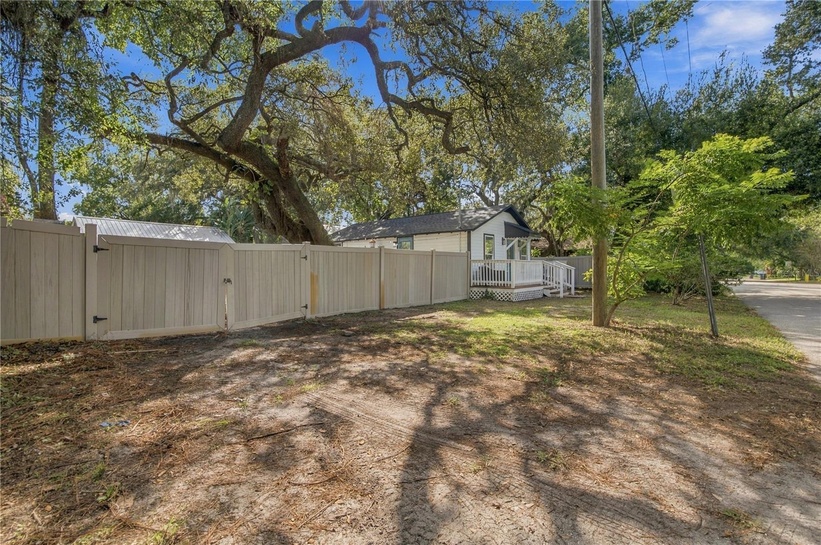 1503 E POWHATAN AVE — photo 30