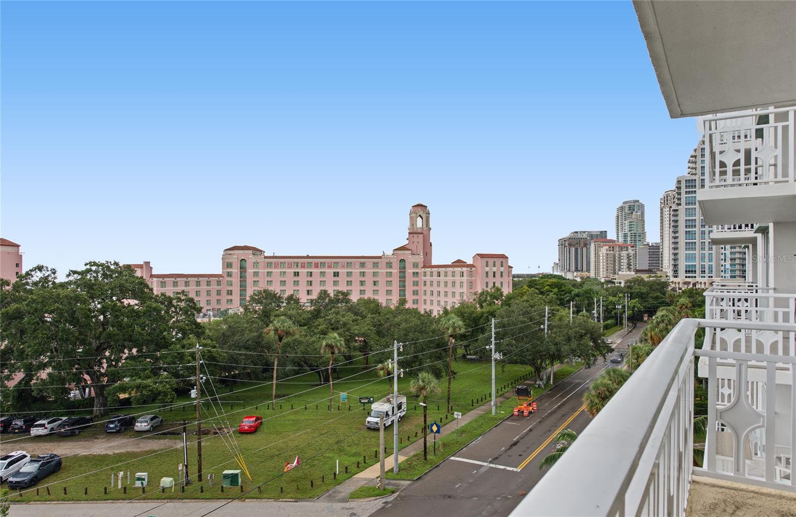 700 BEACH DR NE #701 — photo 30