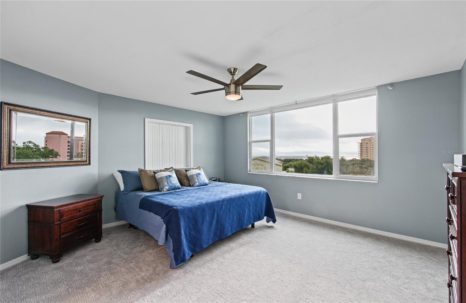 700 BEACH DR NE #701 — photo 22