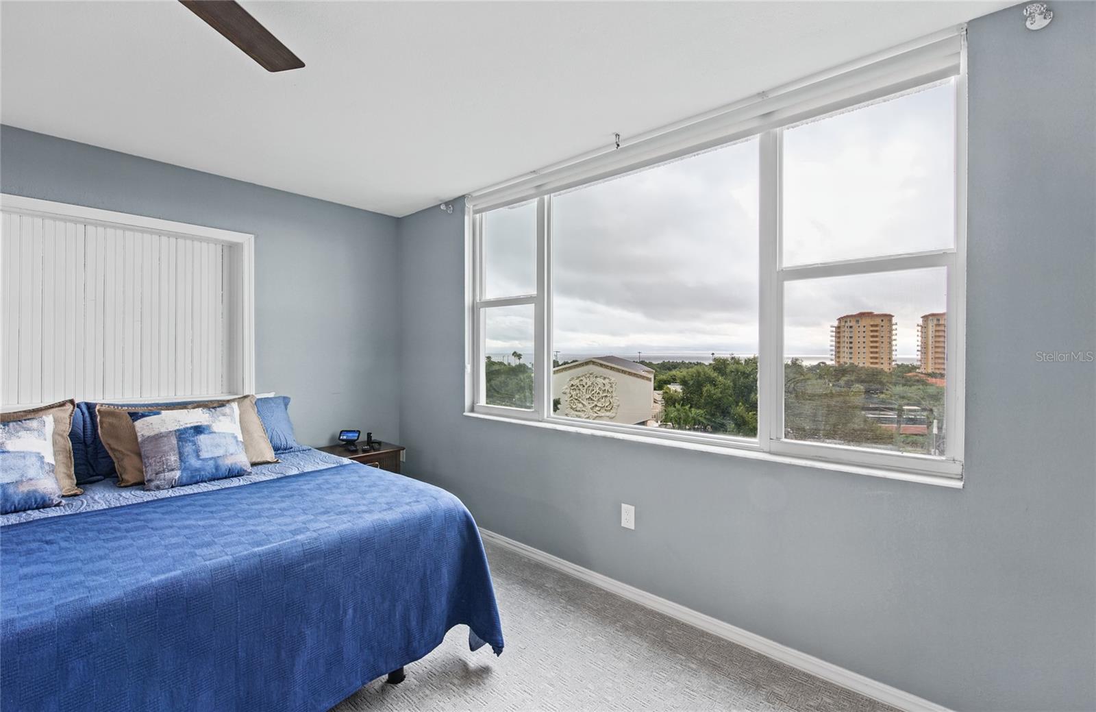 700 BEACH DR NE #701 — photo 23