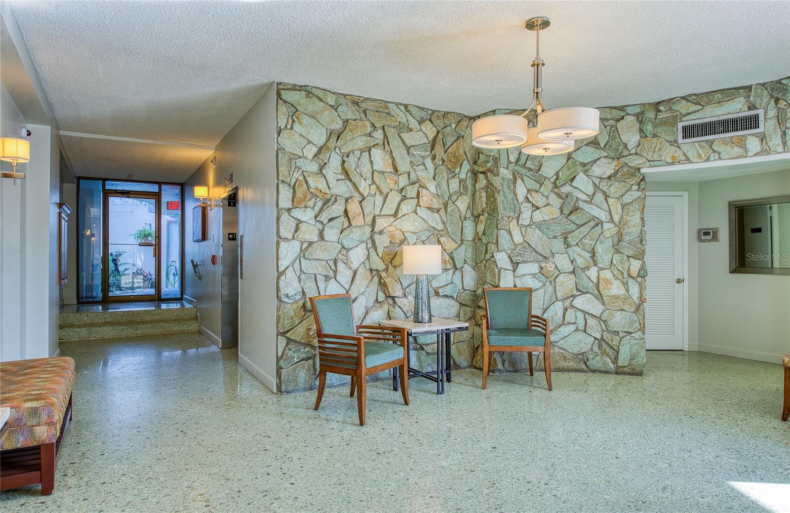 700 BEACH DR NE #701 — photo 35