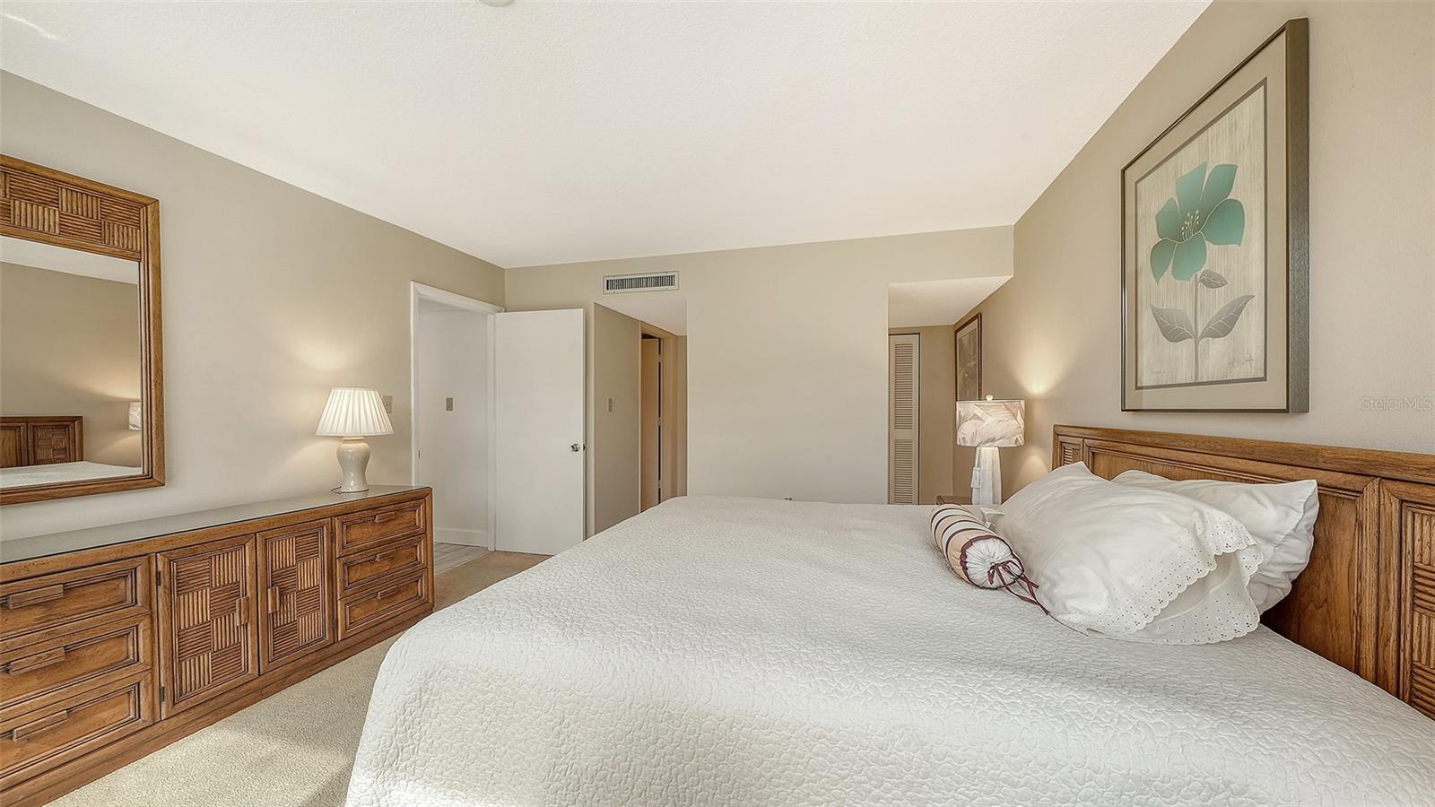 6287 MIDNIGHT PASS RD #103 — photo 16