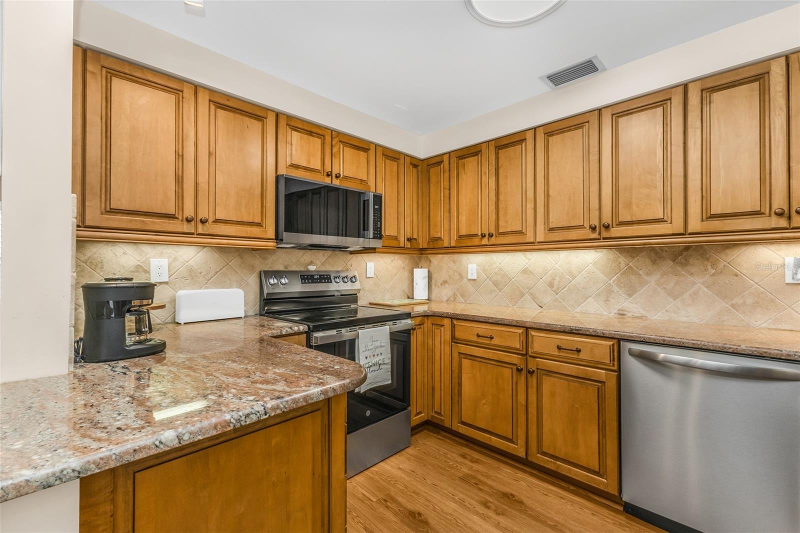 521 W VENICE AVE #21 — photo 14
